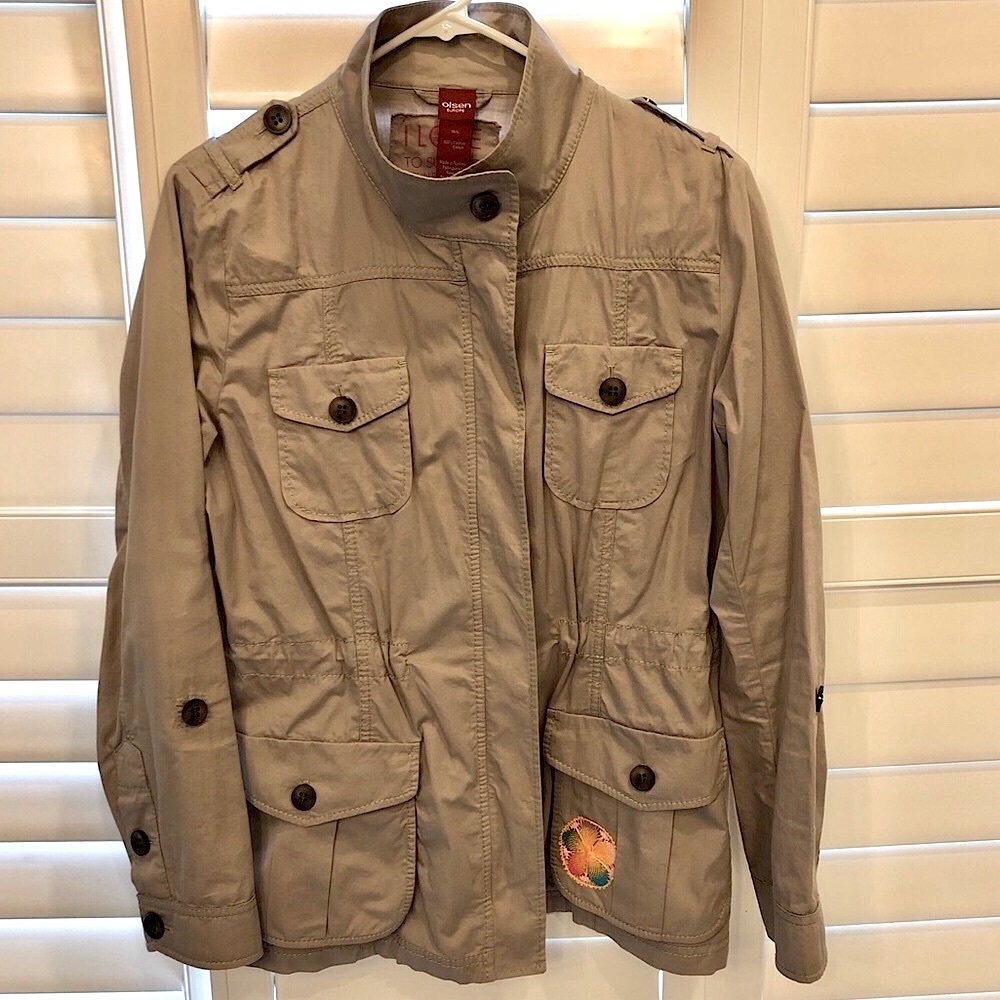 SALE! 🌟 OLSEN short utility Trench Coat with embroidery 💋